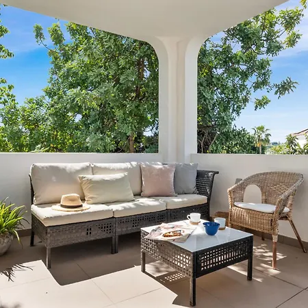 Relaxing Hideaway In Nueva Andalucia Ref M57 Apartment